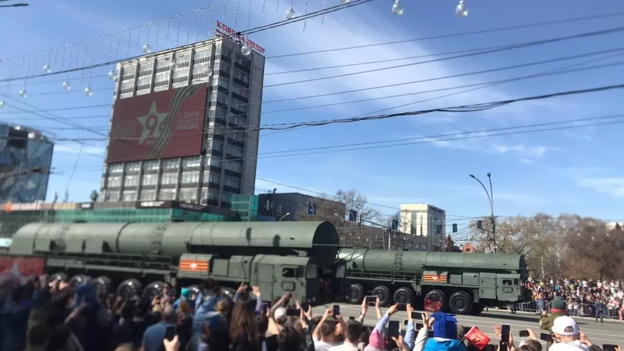 Парад Победы завершился в Новосибирске — что говорят зрители