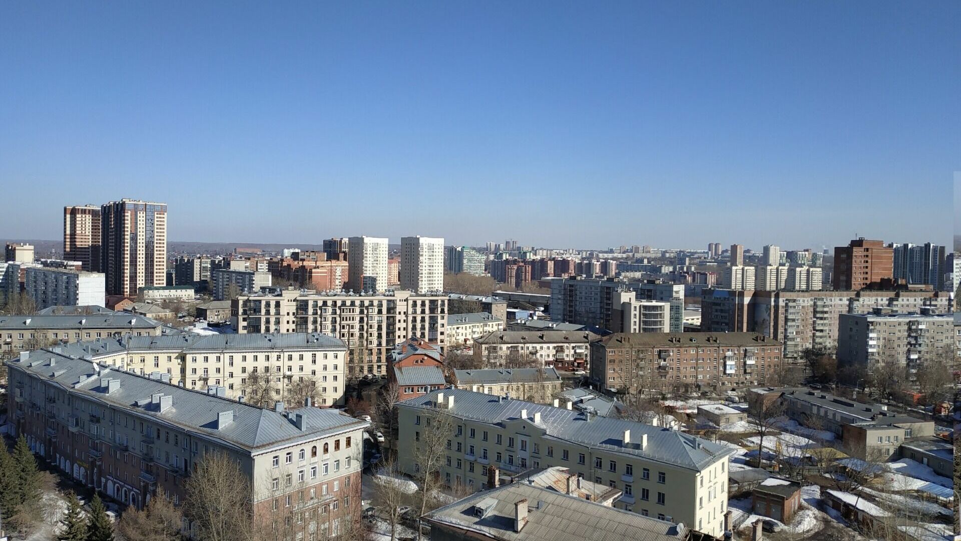 В Новосибирске количество частных домов в пять раз превышает количество многоквартирных.