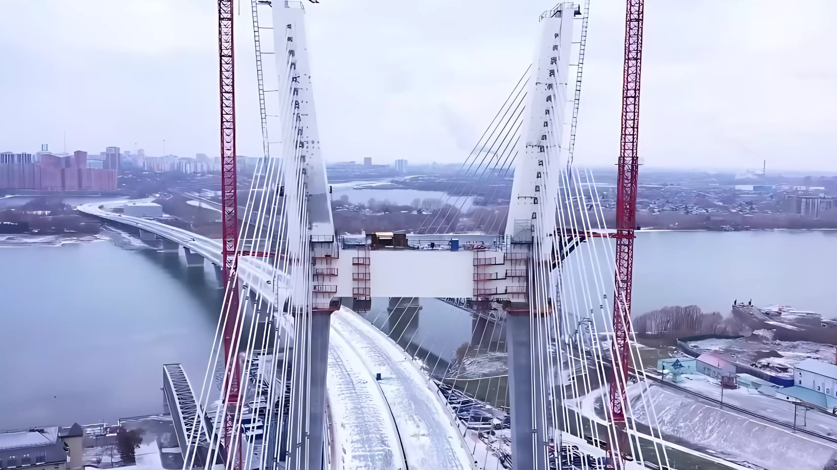 Мост сдадут в лучшем случае в 2024 году
