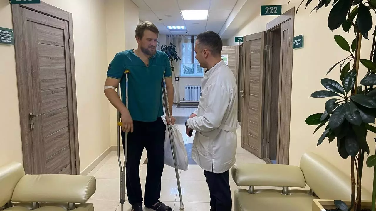 Семен Баранов с лечащим врачом в санатории "Рассвет", г. Бердск, Новосибирская область.