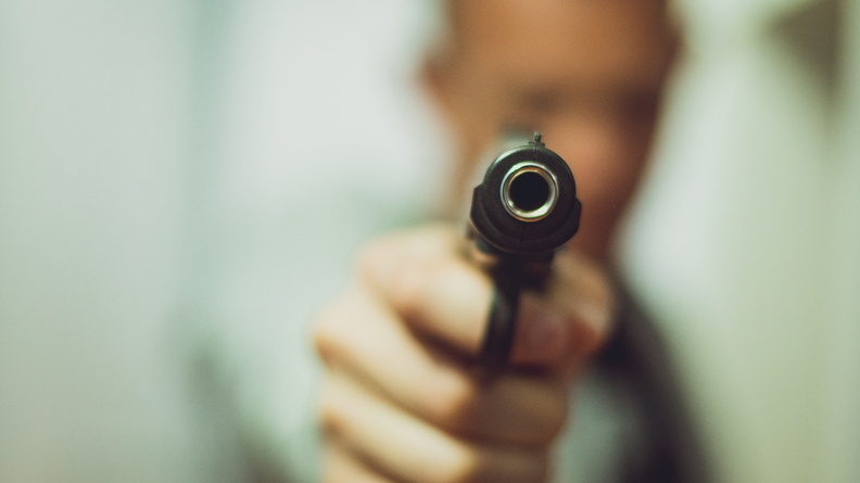Стрелка из бара People's в Новосибирске будут судить – из травмата он убил человека