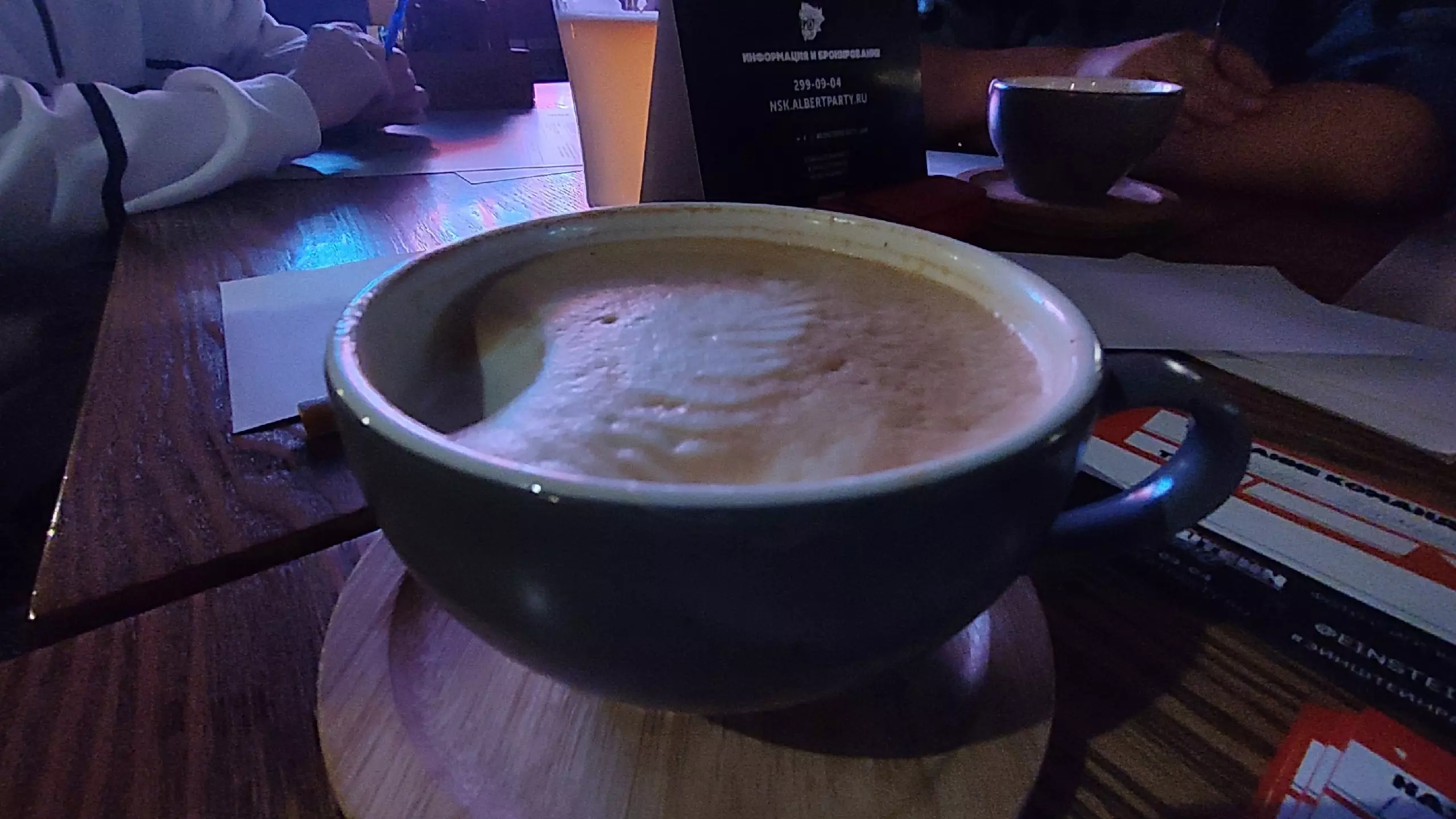 Дегустатора молочной пенки ищут в новосибирскую кофейню