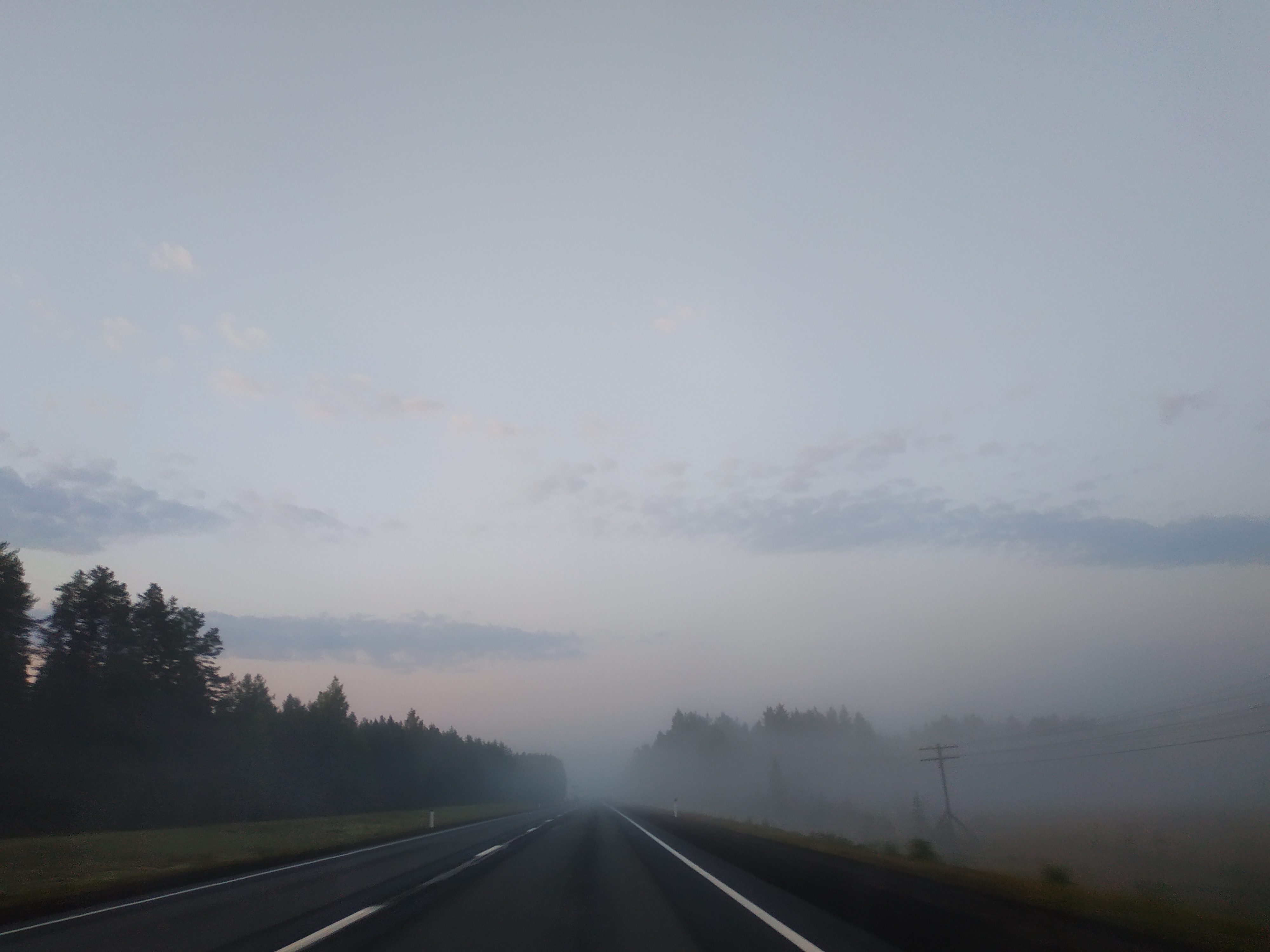 Как молоко: Новосибирск накрыло густым туманом 7 июля (не смогли сесть даже самолеты)