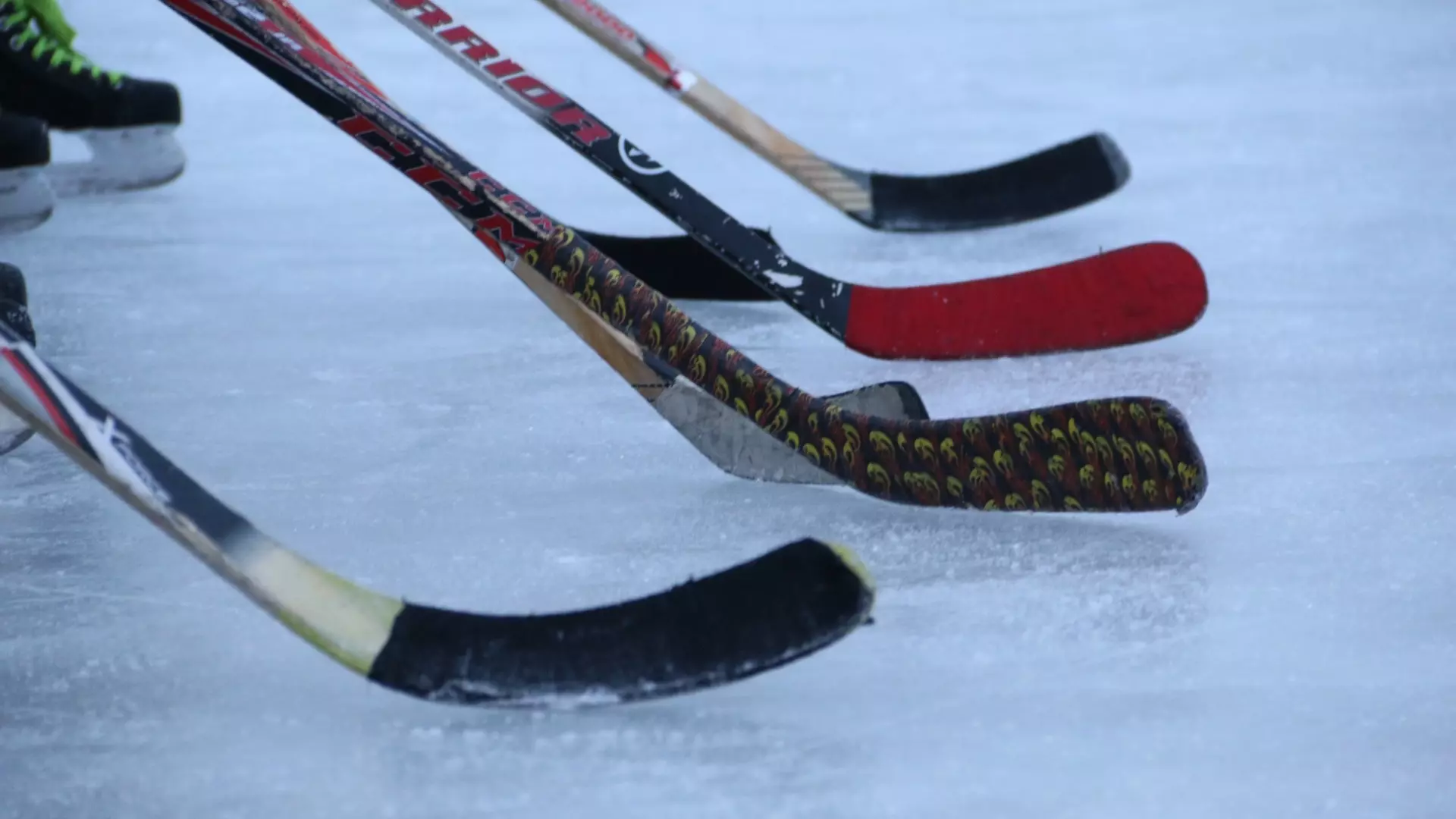 На лед выйдут молодежные сборные России, Беларуси, Казахстана и сборная Студенческой хоккейной лиги