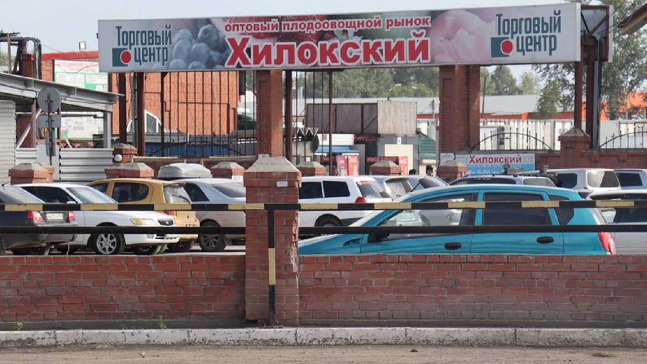 В Новосибирске устроили облаву на мигрантов на Хилокском рынке