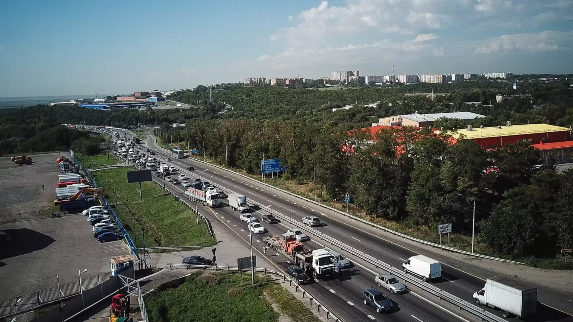В Новосибирске Северный объезд сковала жуткая пробка в 20 километров