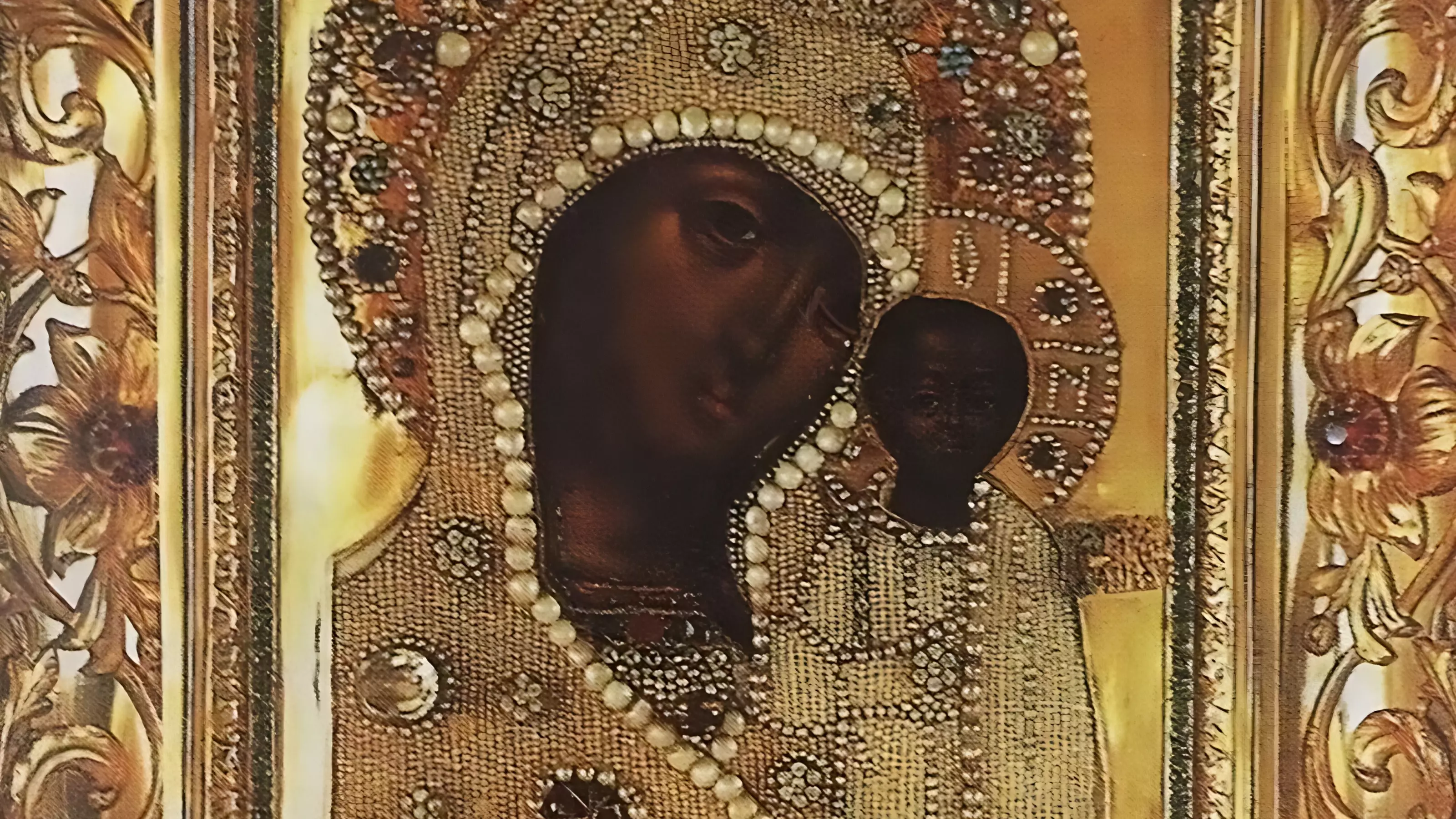 Казанская икона Божьей Матери считается покровительницей России