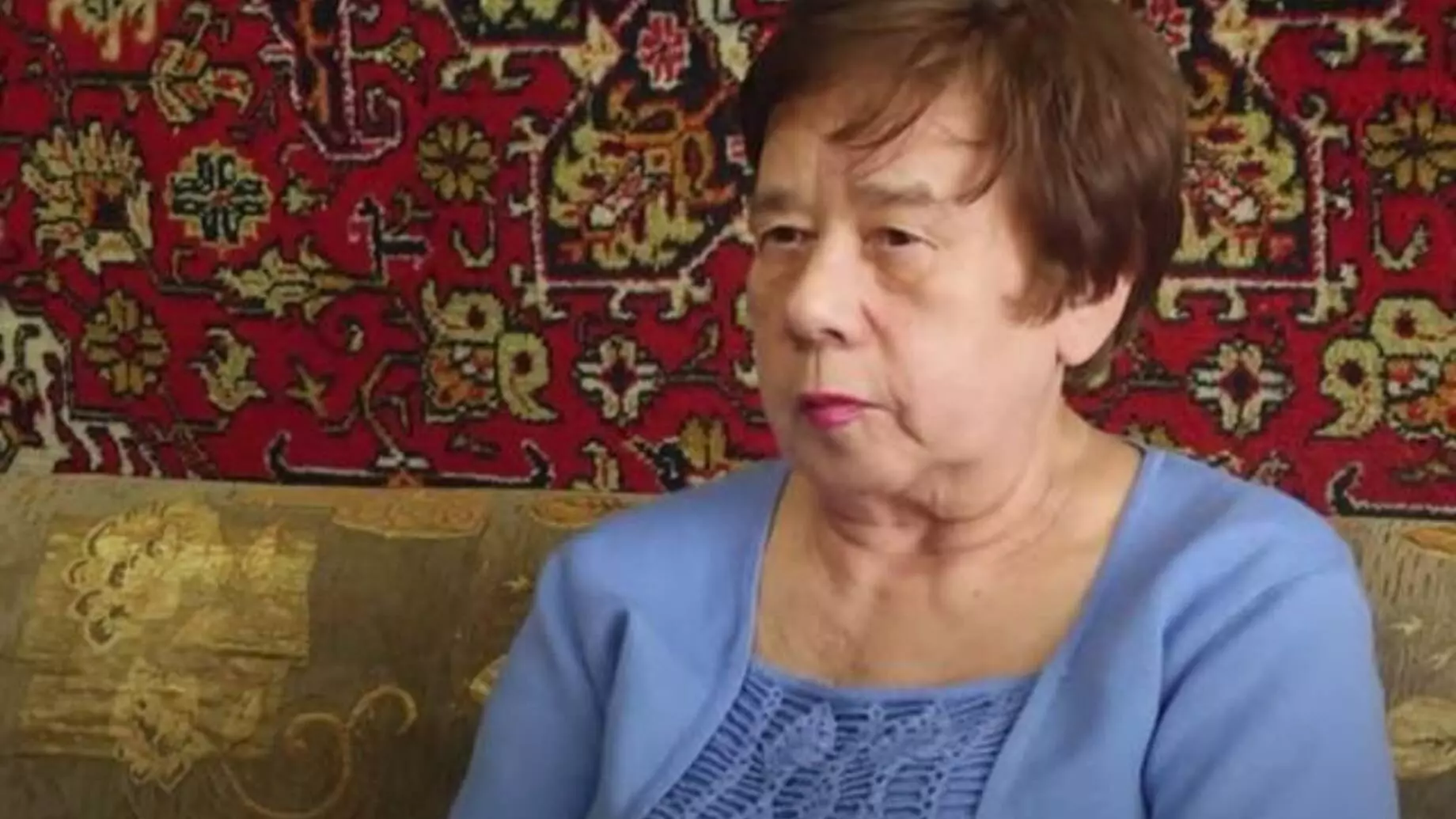 Ольга Алексеевна одинокая работающая пенсионерка.