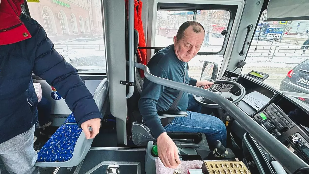 Новосибирские водители автобусов стали чаще выпивать
