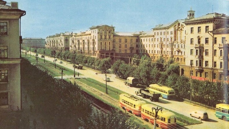 А это карточка из 60-х годов. По улице Станиславского тогда ходили трамваи.
