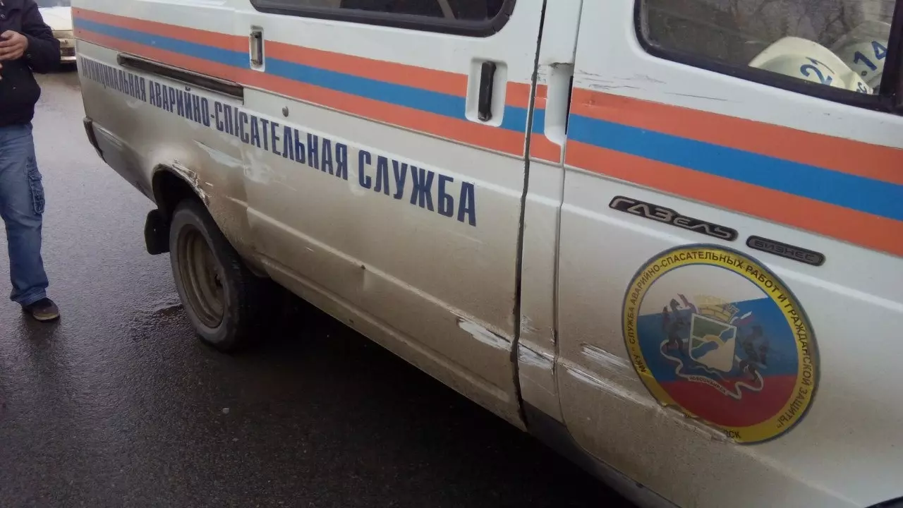 Новосибирские спасатели помогли доставить в больницу пациента весом 300 кг