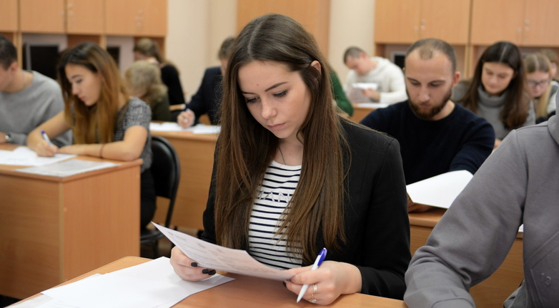 26 мая новосибирские школьники напишут первый ЕГЭ – расписание экзаменов