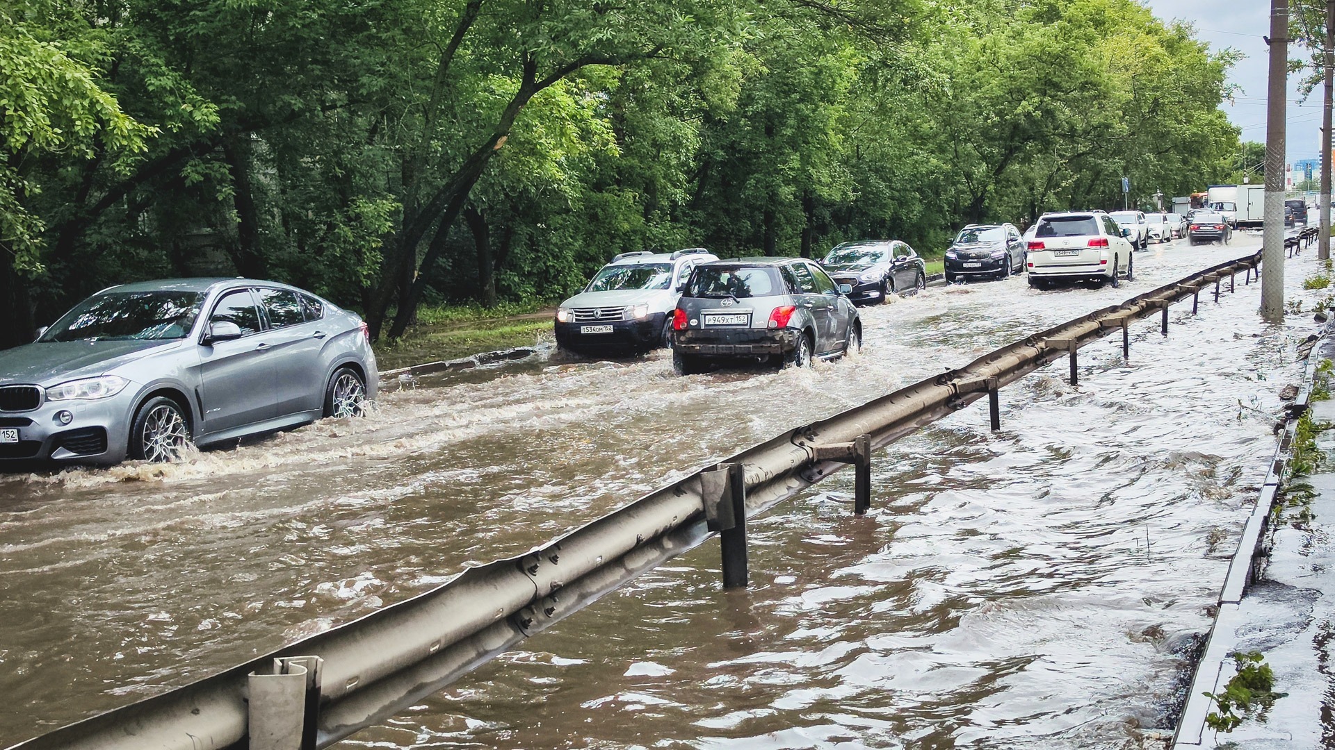 Новосибирск готовится к затоплению дорог после ливня