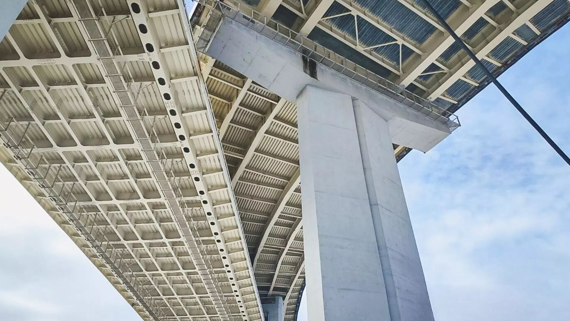 Китайские мосты уникальны как по темпам строительства, так и по инженерным решениям