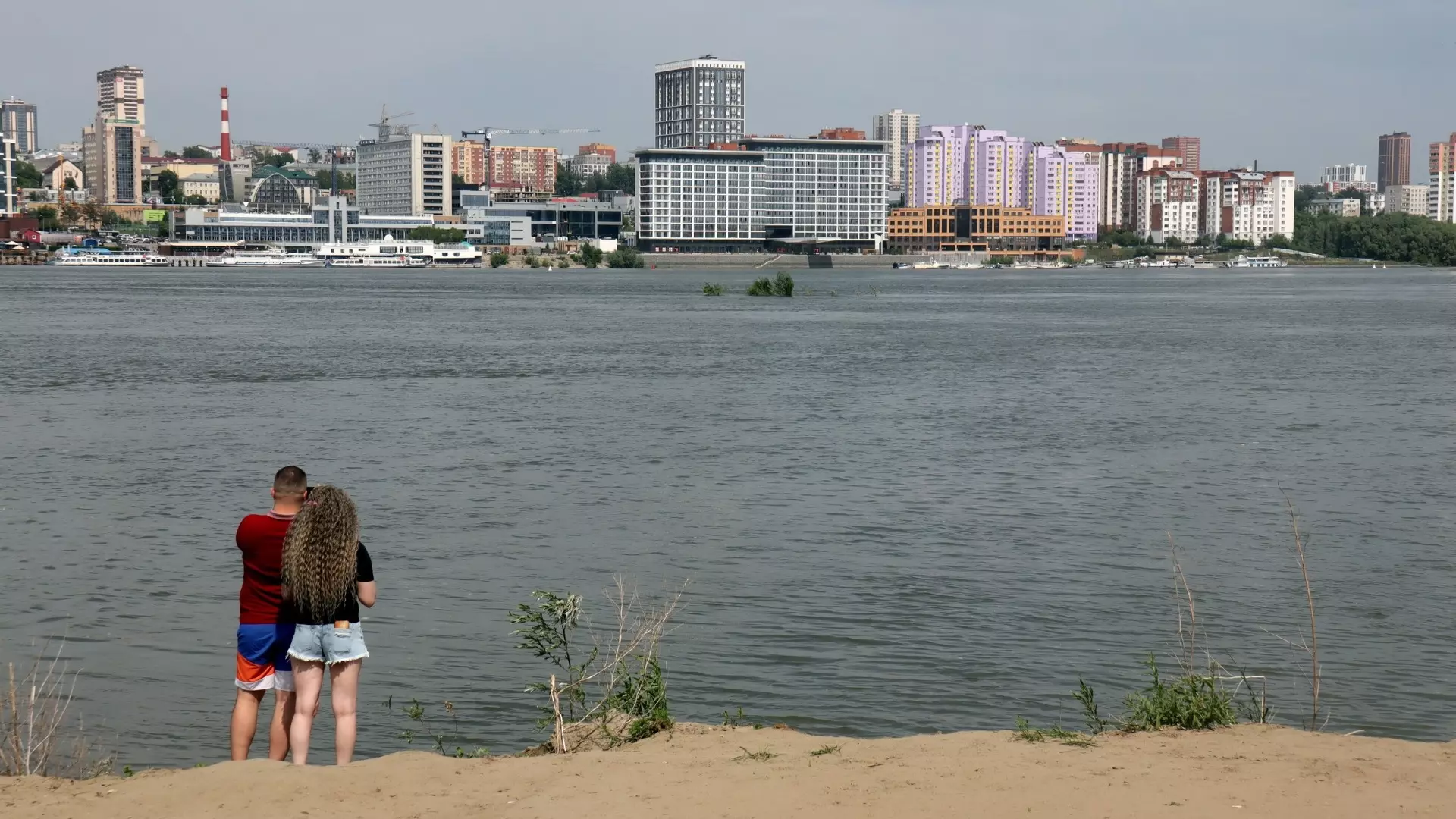 Берега Оби в Новосибирске активно застраивают жилыми домами