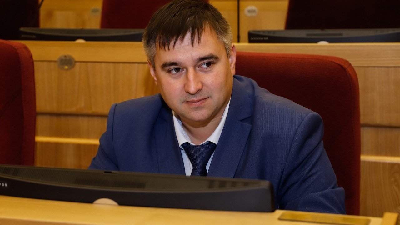 В 2017 году Яковлев избран кандидатом в члены ЦК КПРФ