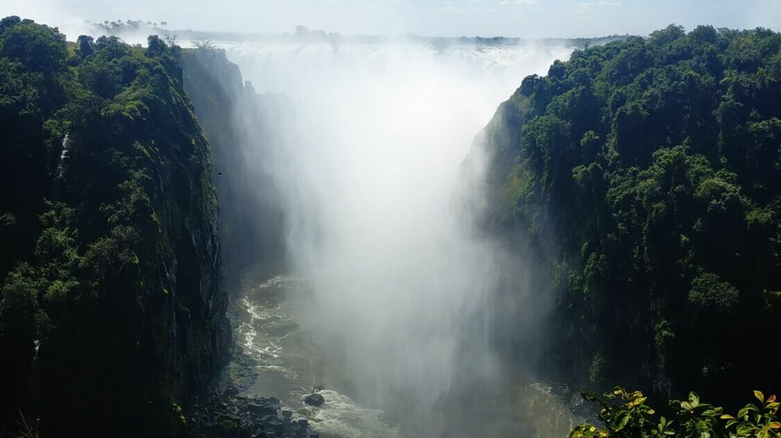 Целью последнего путешествия Алексея в Африку стало посещение водопада Виктория.