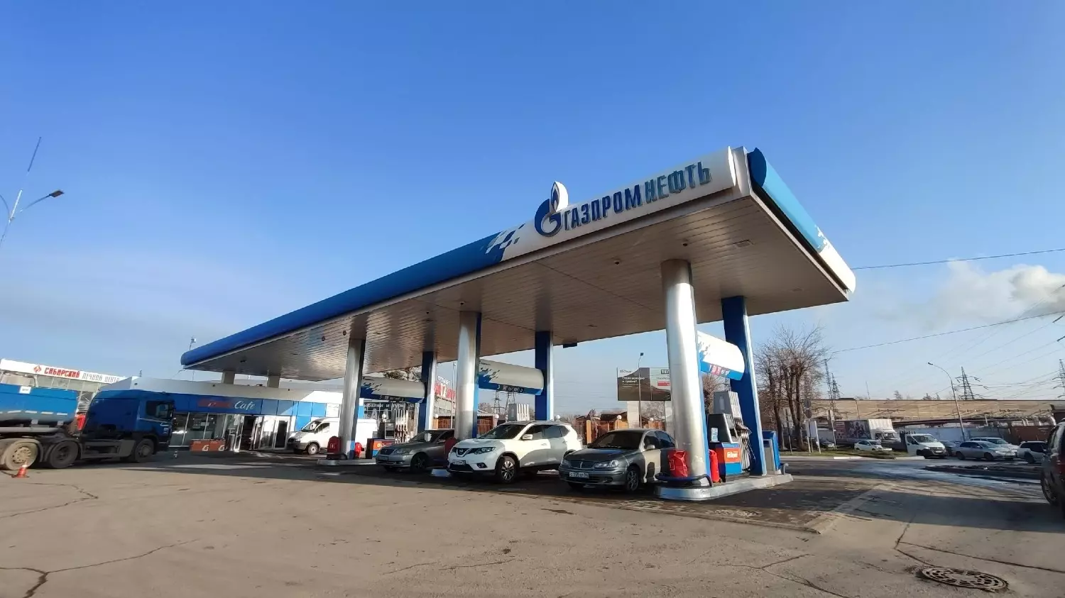 АЗС "Газпромнефть" в Новосибирске.