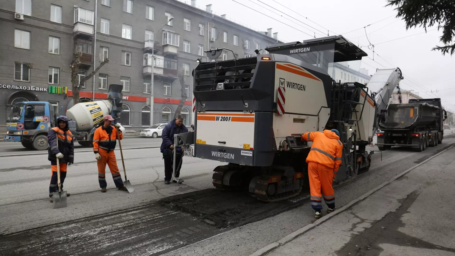 В Новосибирске выбрали подрядчиков для ремонта 14 участков дорог