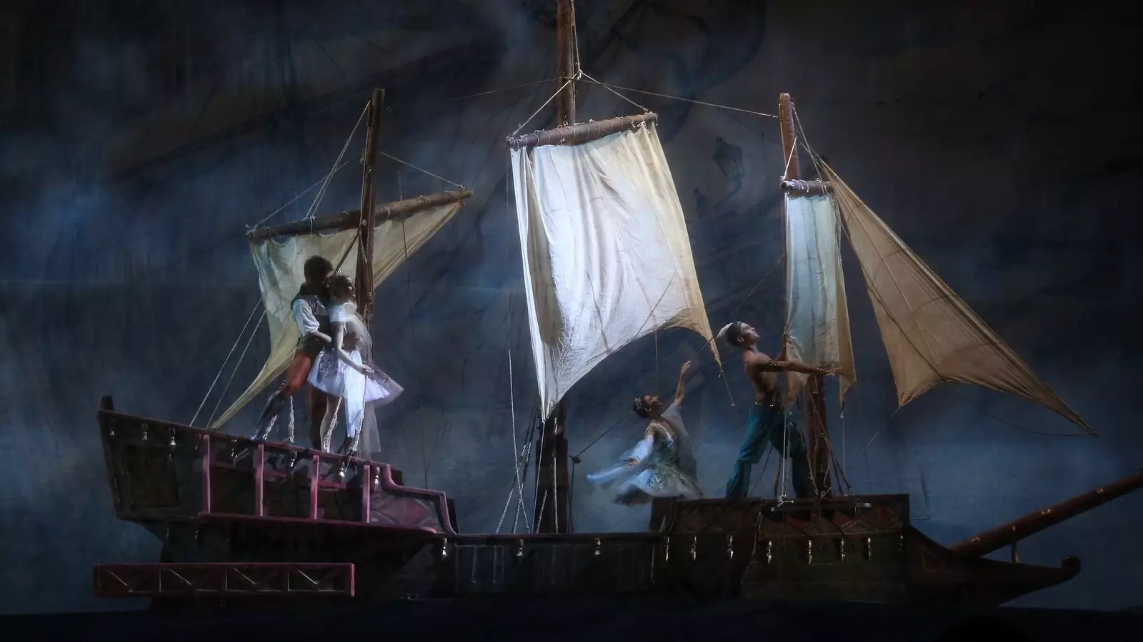 НОВАТ покажет легендарный балет «Корсар» в новой редакции. Что изменилось?