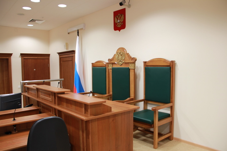 Новосибирец громко критиковал спецоперацию в баре и теперь оштрафован на 32 000