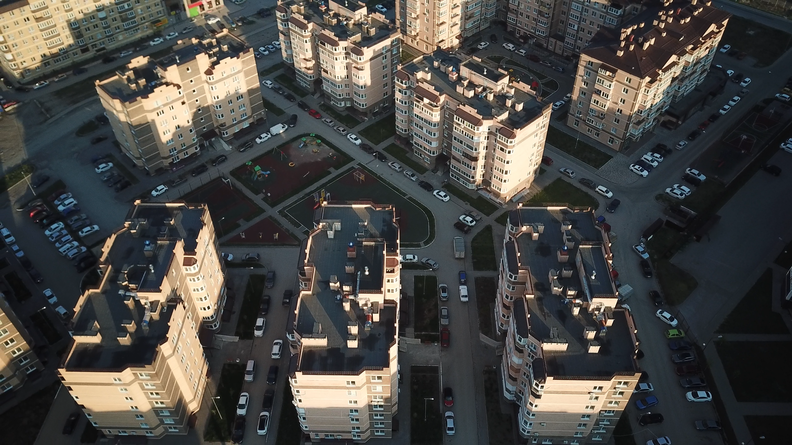 Жизнь в жилмассиве «Берёзовое» в Новосибирске – дешевые квартиры и много пивнушек