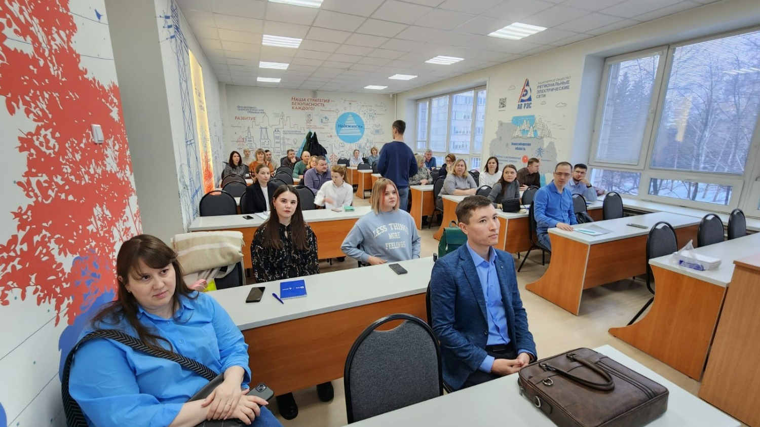 Образовательный проект "Энергия успеха" проводит АО "РЭС" в Новосибирской области.