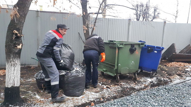 Режим повышенной готовности продлен в Новосибирске до 20 мая из-за вывоза мусора