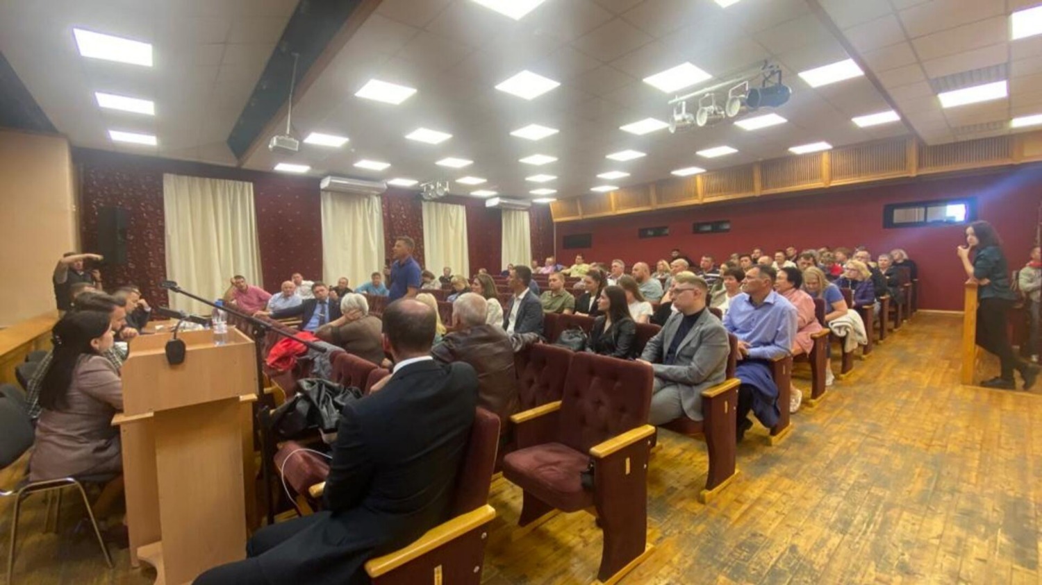 Публичные слушания в Краснообске по поводу застройки третьего микрорайона, Новосибирский район