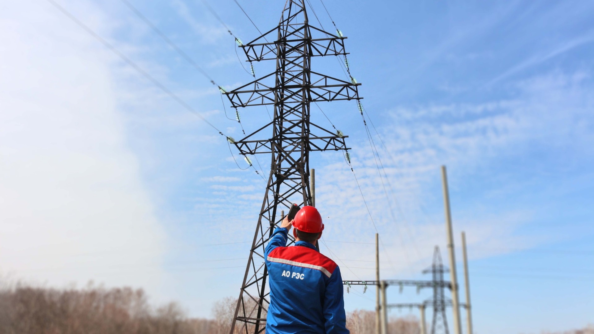 В Новосибирской области региональные электросети начали готовить к следующей зиме