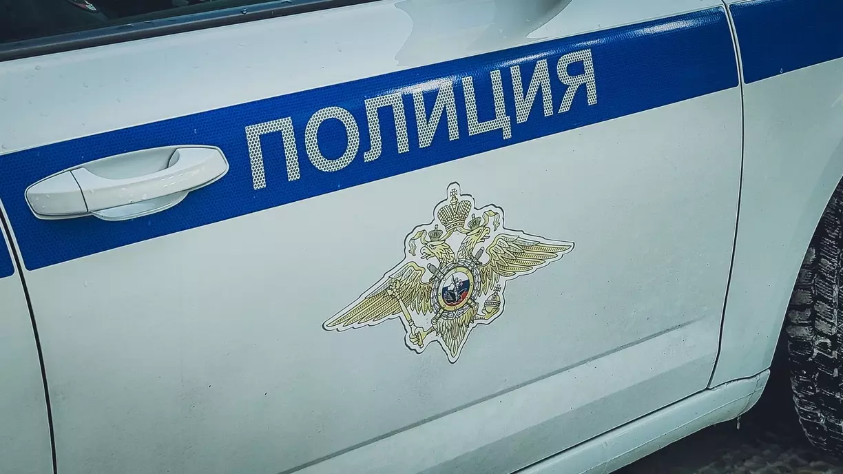 Новосибирец ударил полицейского из-за приказа не курить