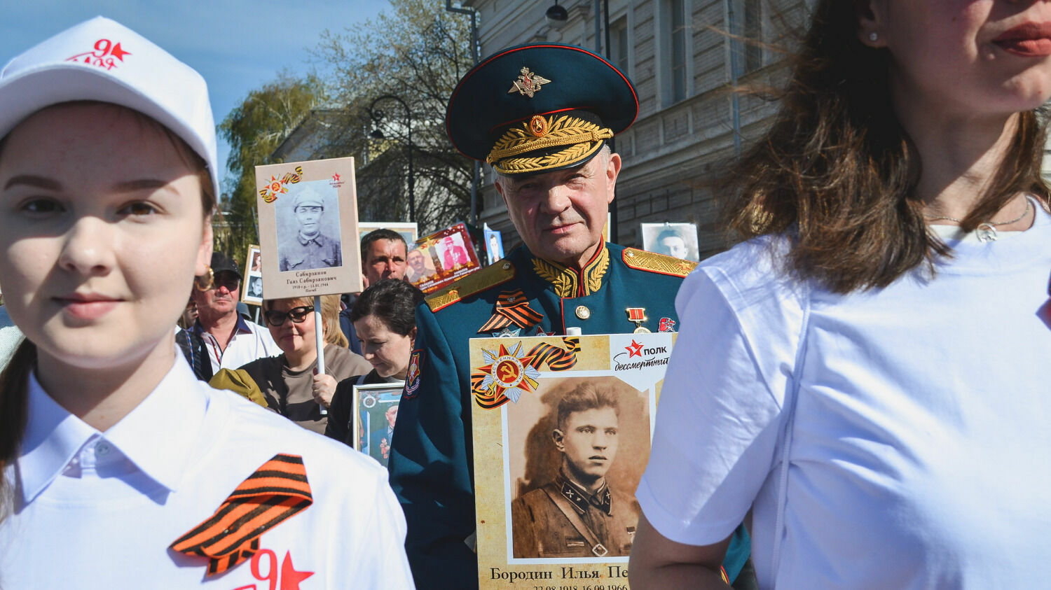 «Бессмертный полк» на День Победы — 2023 в Новосибирской области