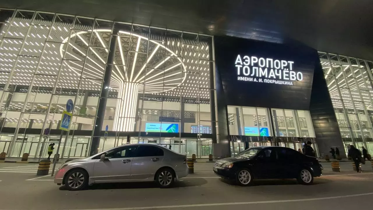 Аэропорт Толмачево в Новосибирске - открылся новый терминал.