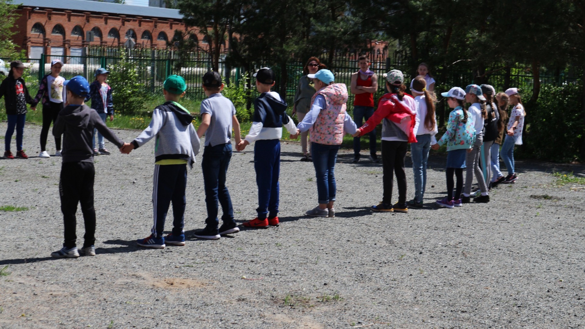 Детский лагерь под Новосибирском проверяют на начало эпидемии