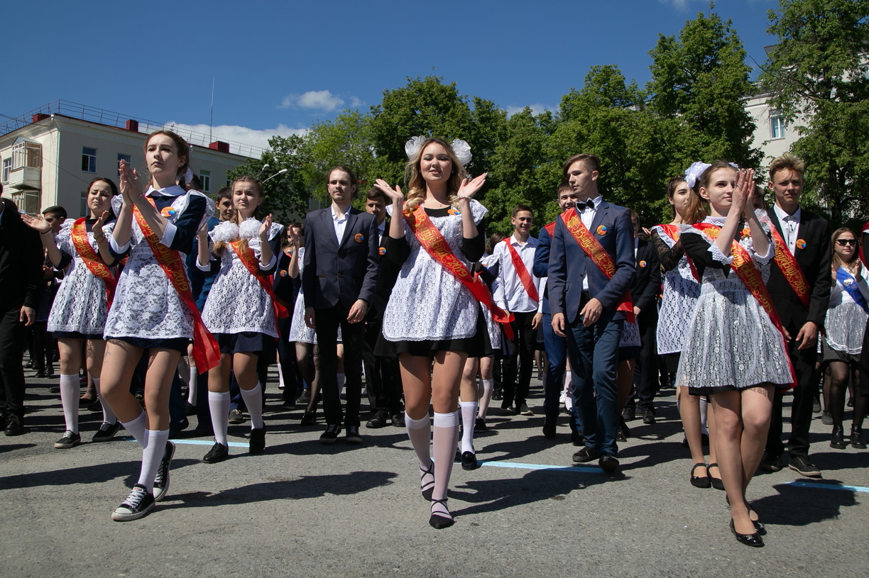 Лучшие школы по результатам ЕГЭ-2022 назвал министр образования Новосибирской области