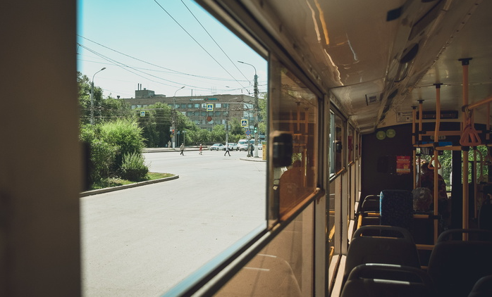 «Теперь не задохнешься»: в Новосибирске в автобусах сделали кондиционер