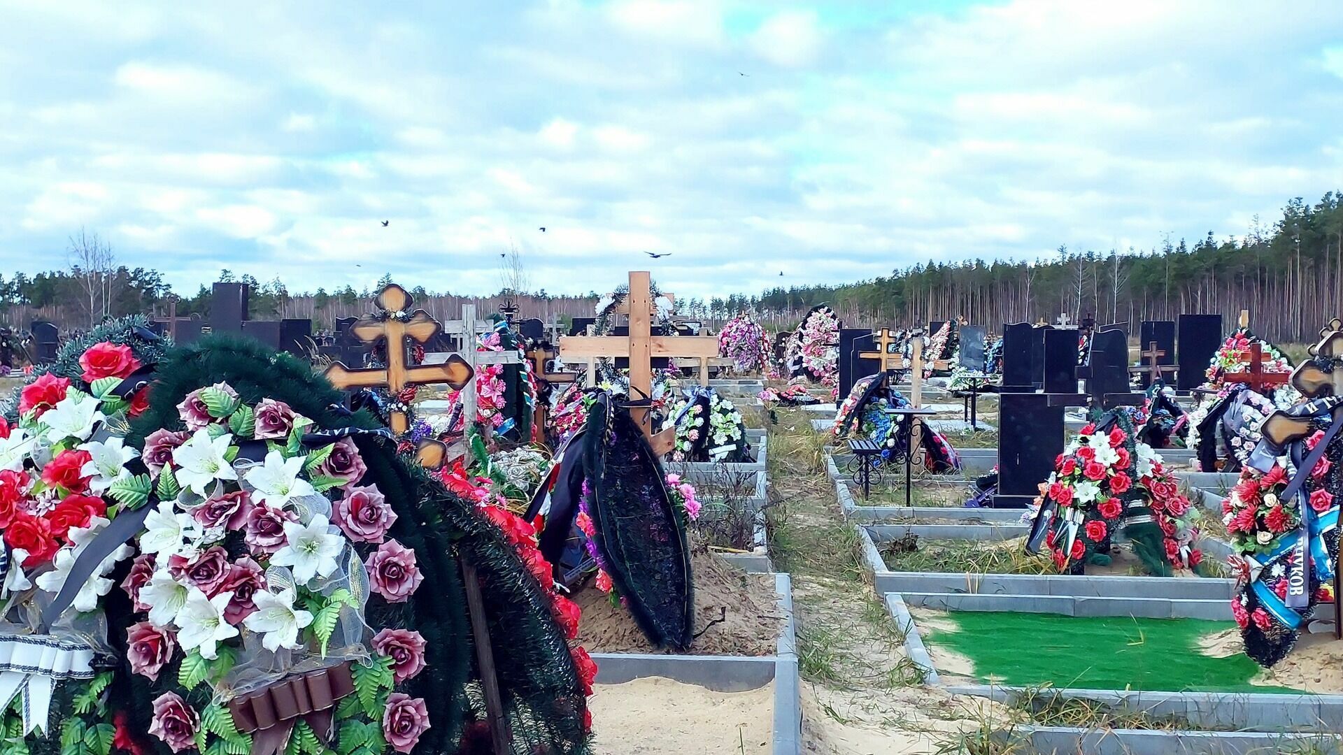 Пробки возникли у Клещихинского кладбища в Новосибирске