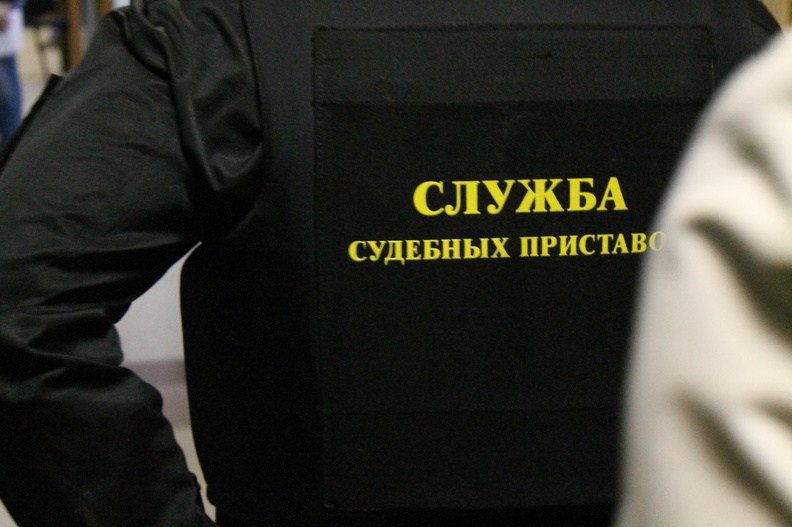 Гонщик на Subaru Legacy из Новосибирска накатал штрафы в Санкт-Петербурге