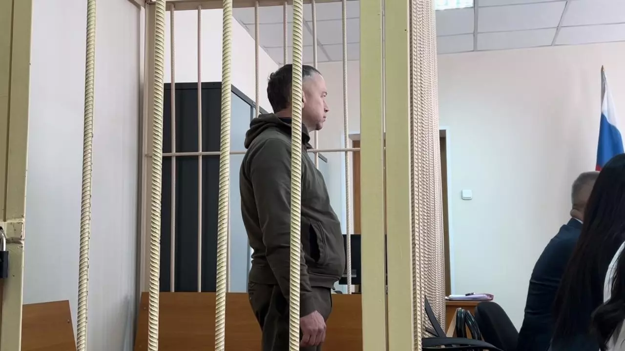 В Новосибирске бывшего главного борца с коррупцией отправили в СИЗО до 9 июня