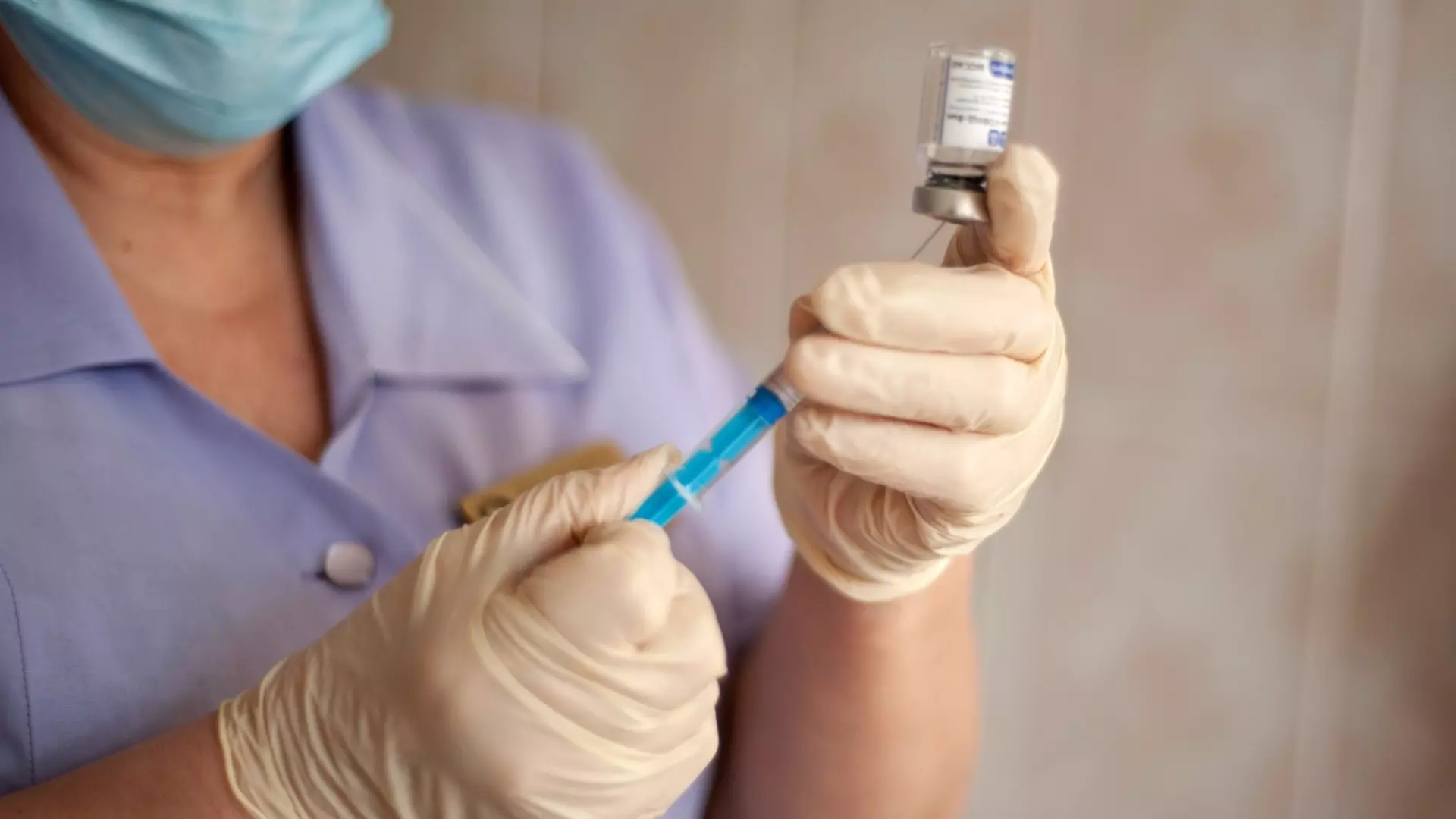 Медики хотят вакцинировать не менее 60% новосибирцев