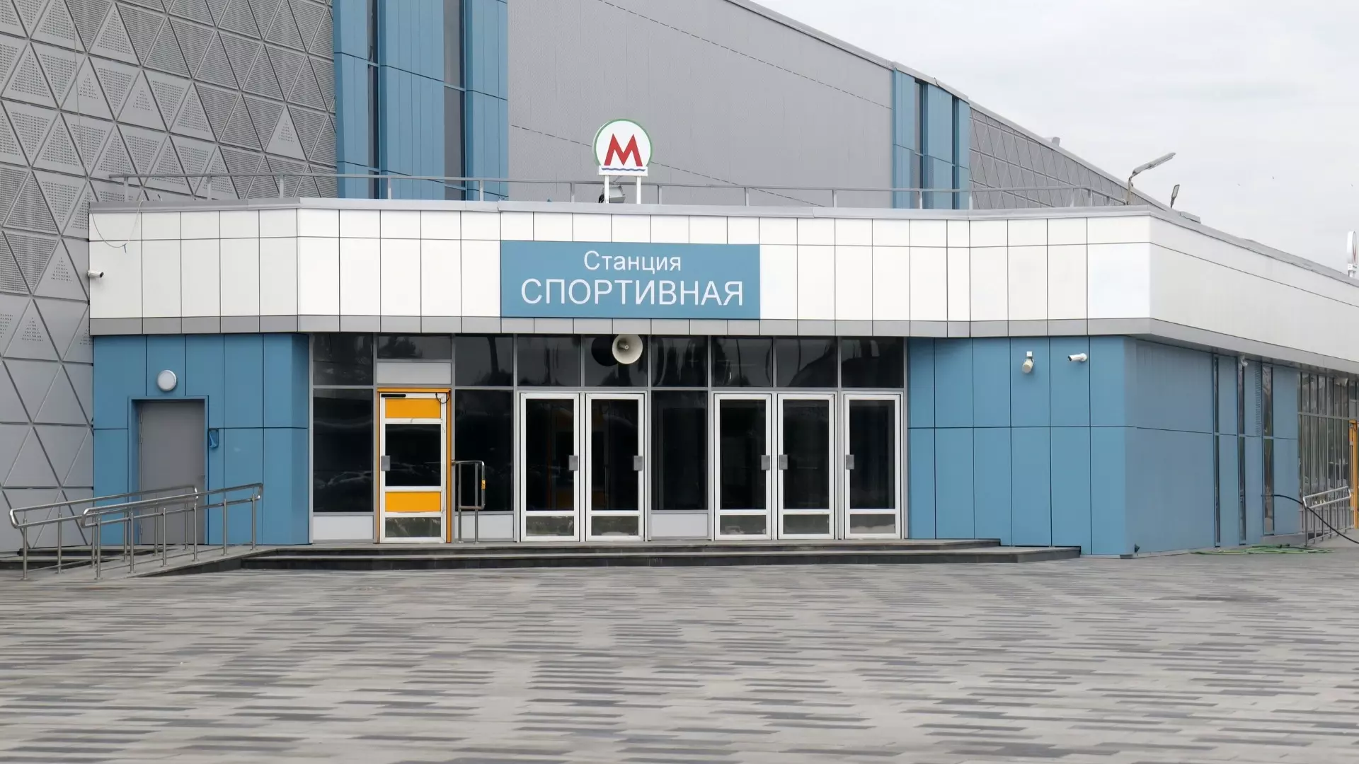 Станция «Спортивная» в Новосибирске так и не открылась.